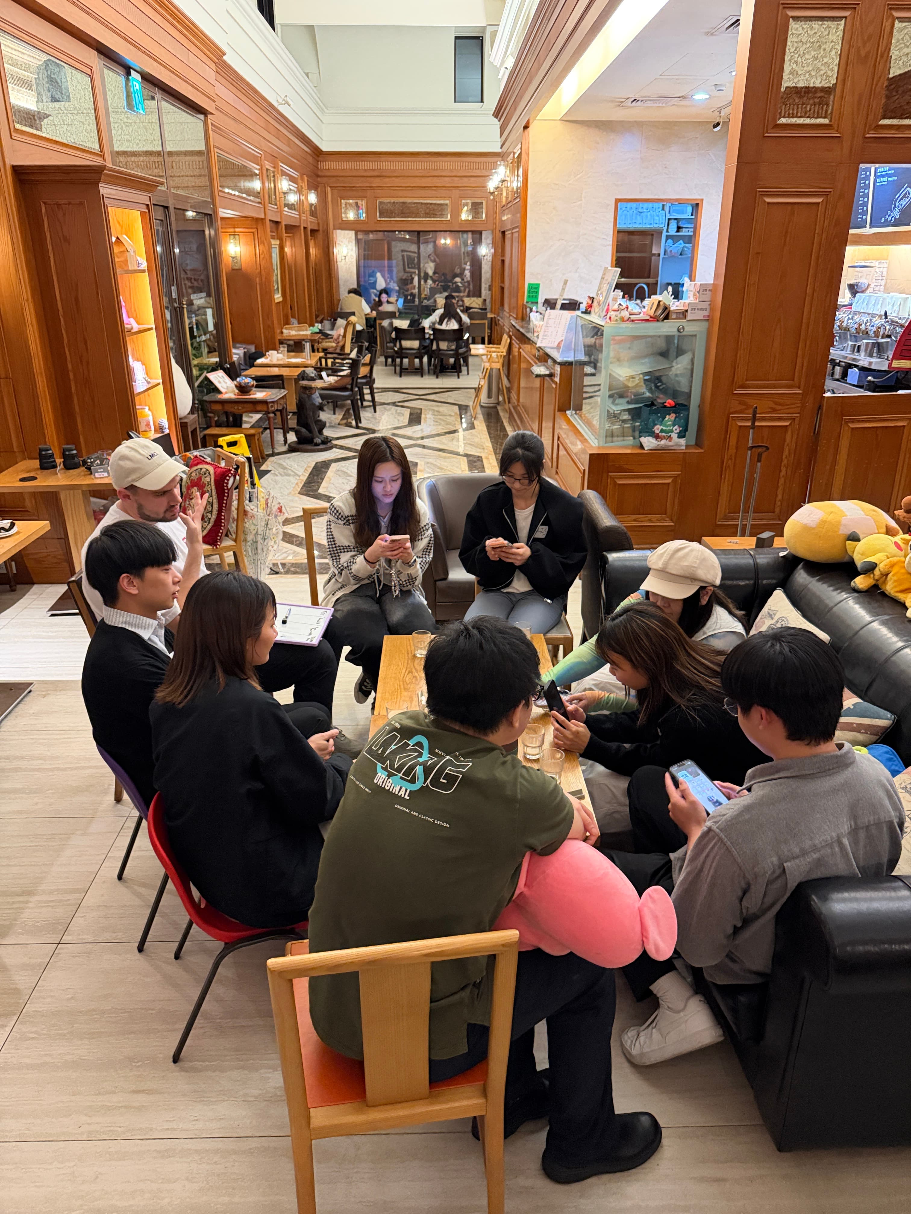 英語桌遊之夜 - 與英文母語的外國朋友們一起玩桌遊和猜單詞 — 3