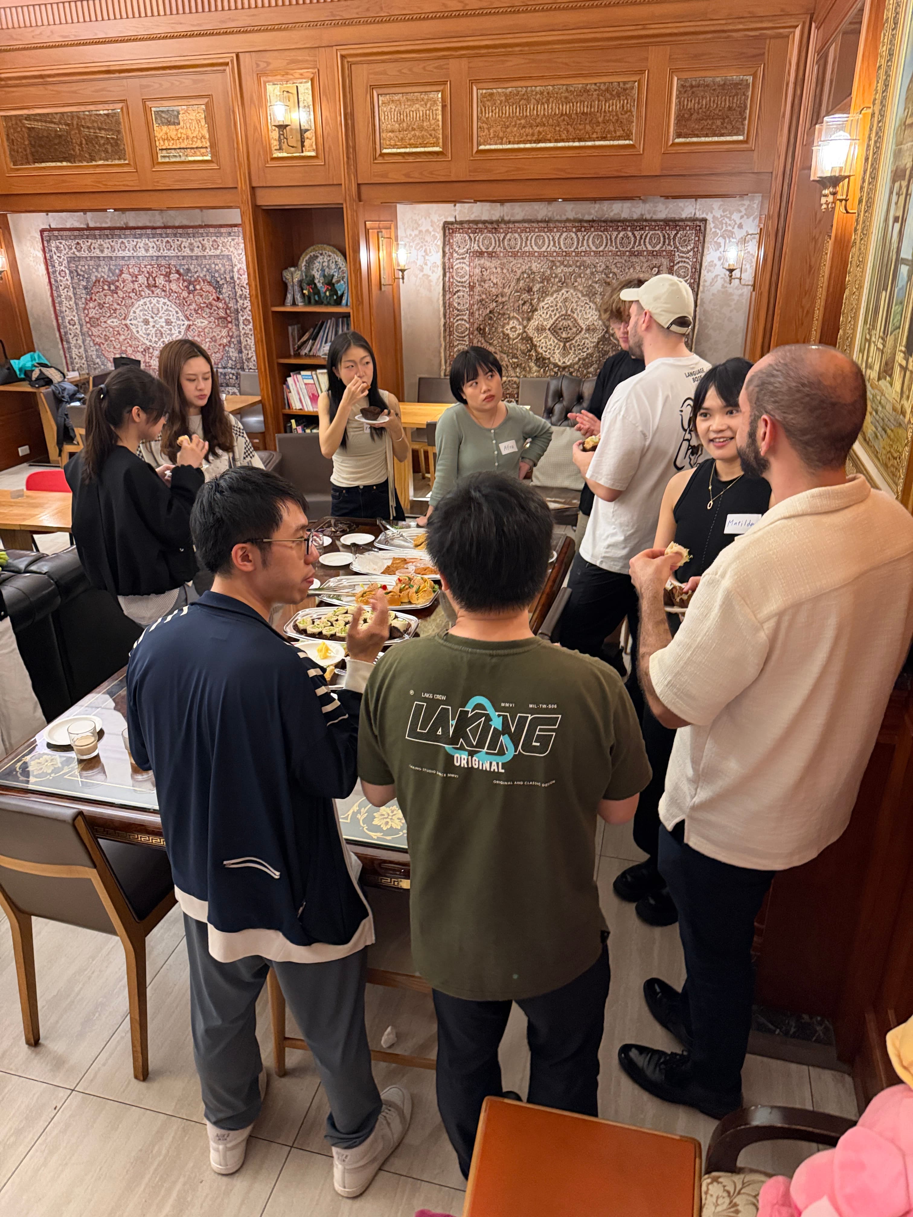 英語桌遊之夜 - 與英文母語的外國朋友們一起玩桌遊和猜單詞 — 2