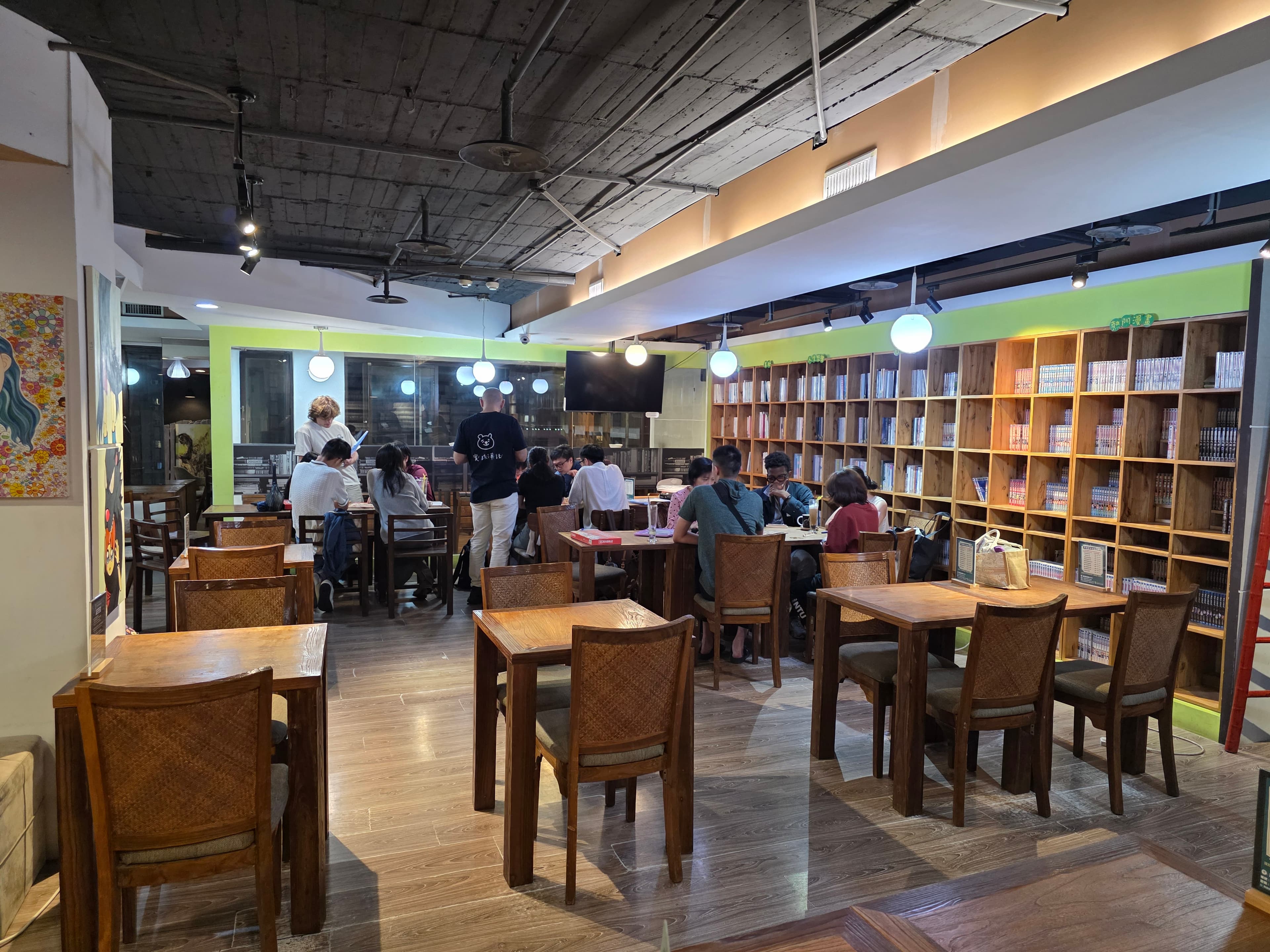English Games Night - Board games, word games & dinner together! — Tue 26 May, 2026