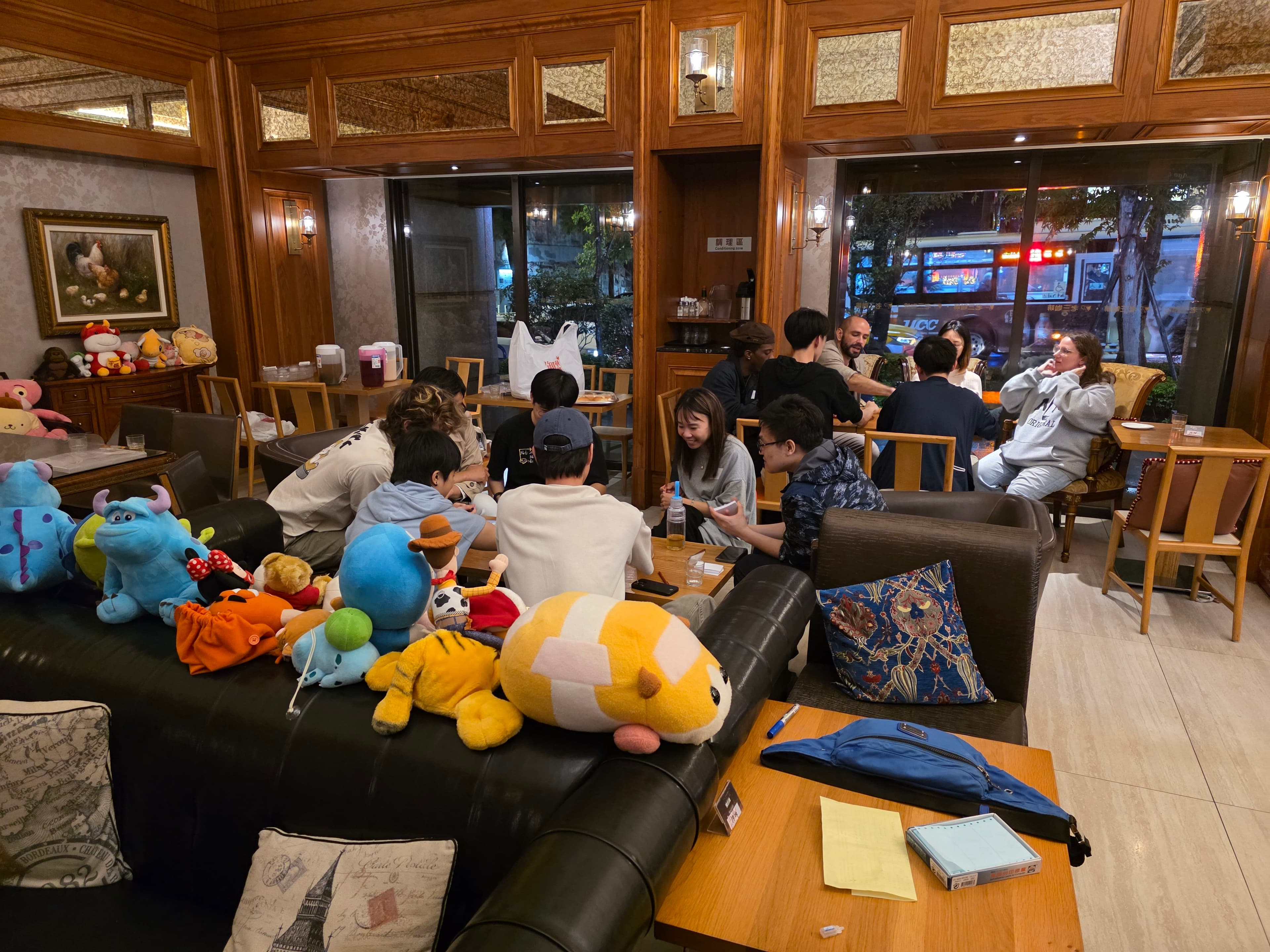 Debate Night - English workshop events